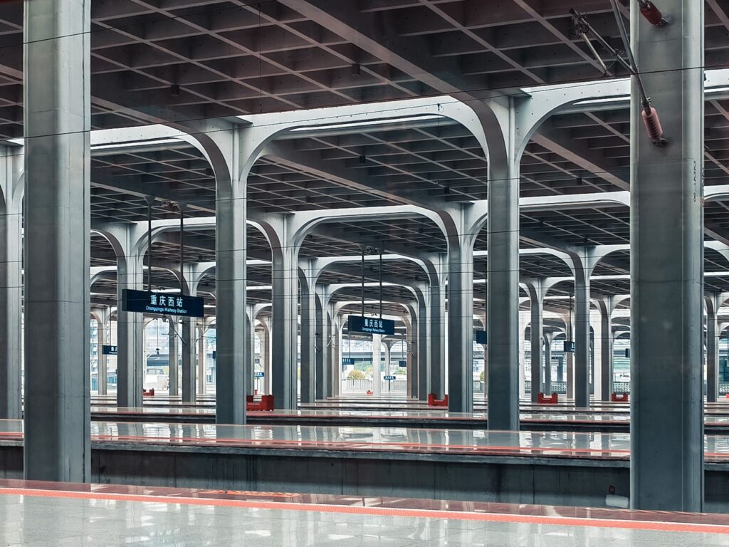 Conectividad sin fronteras: El análisis definitivo sobre las eSIM de Holafly para grandes travesías