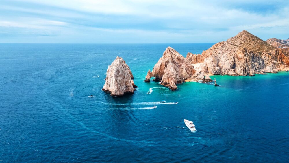 Navegación en el Mar de Cortés: La travesía en kayak de mar entre Isla Espíritu Santo y Loreto