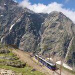 El latido del tren cremallera de Nuria: ingeniería de montaña y peregrinaje silencioso en el Pirineo catalán