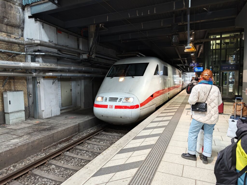 El Corredor del Rin: La columna vertebral de la navegación fluvial y ferroviaria en el corazón de Europa