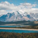 La Travesía del Circuito de W en Torres del Paine: Guía de Expedición y Senderismo por los Valles Graníticos de la Patagonia