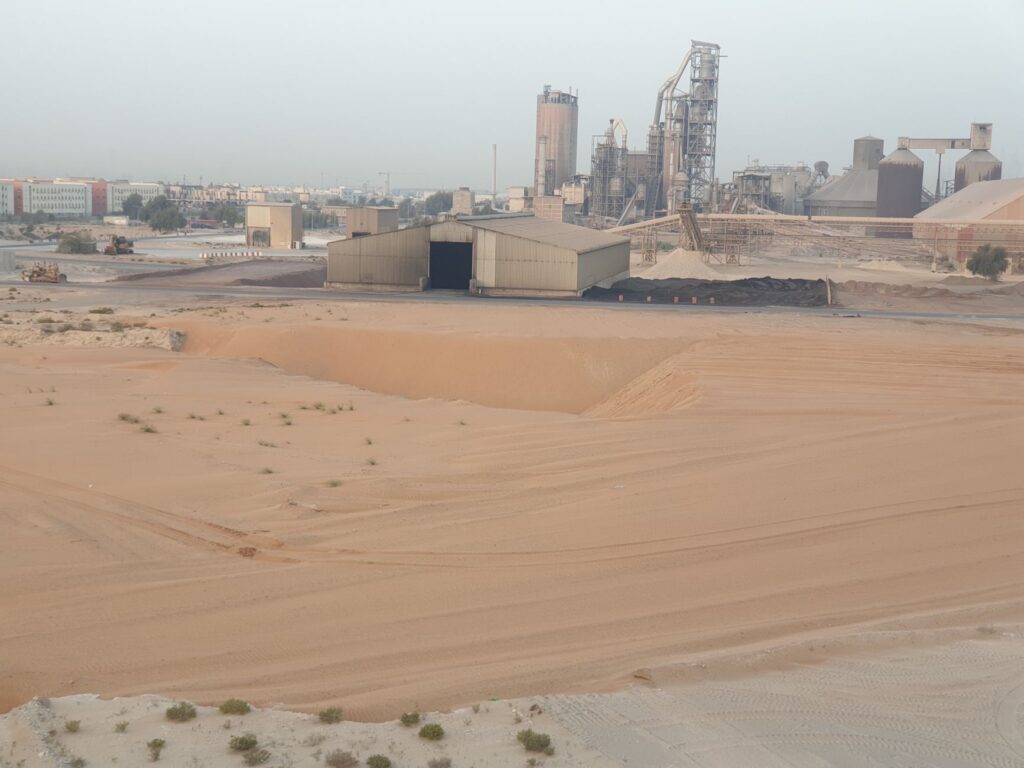 El laberinto de las dunas y el hierro: la odisea logística del Ferrocarril del Desierto en Mauritania
