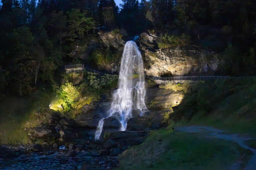 El dilema de Eidfjord: cuando el crecimiento del turismo de cruceros choca con la fragilidad del fiordo