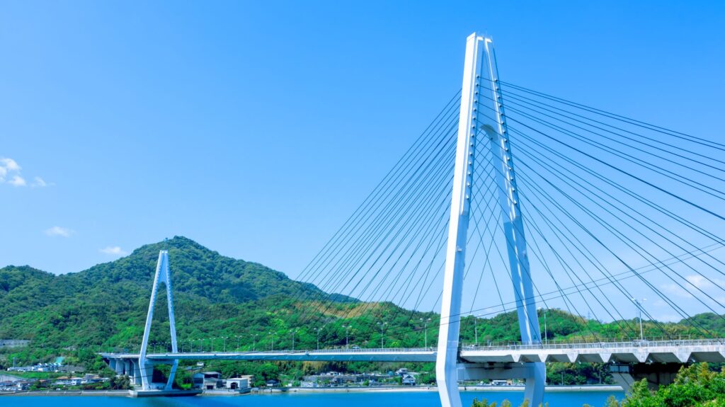 El laberinto de hierro sobre el mar: La ingeniería monumental y la conectividad insular del Gran Puente de Seto en Japón