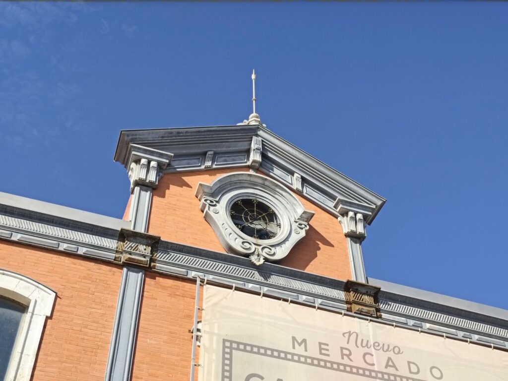 El Ferrocarril Trasandino Central: Ingeniería de quebradas, logística andina y la conectividad ferroviaria histórica entre Lima y Huancayo