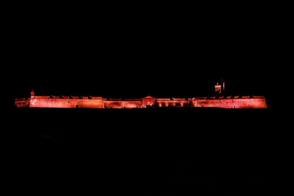 Luces de invierno en silencio: tres ciudades del interior que desafían el reinado navideño de las grandes capitales