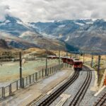 El laberinto de piedra y vapor: La odisea logística del tren cremallera de Zermatt al Gornergrat