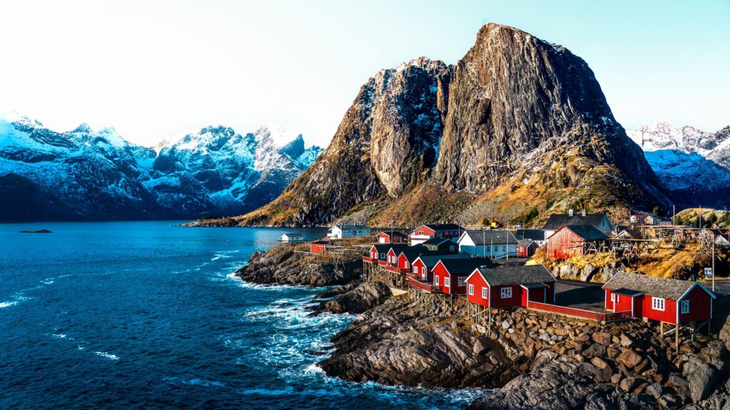 El laberinto de los archipiélagos boreales: cómo los transbordadores eléctricos y las rutas ciclistas interinsulares transforman la movilidad en las islas Lofoten