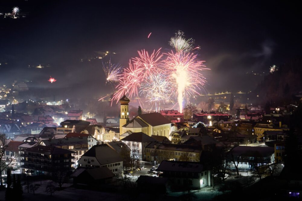 El primer pueblo del mundo que celebra la Nochevieja en agosto