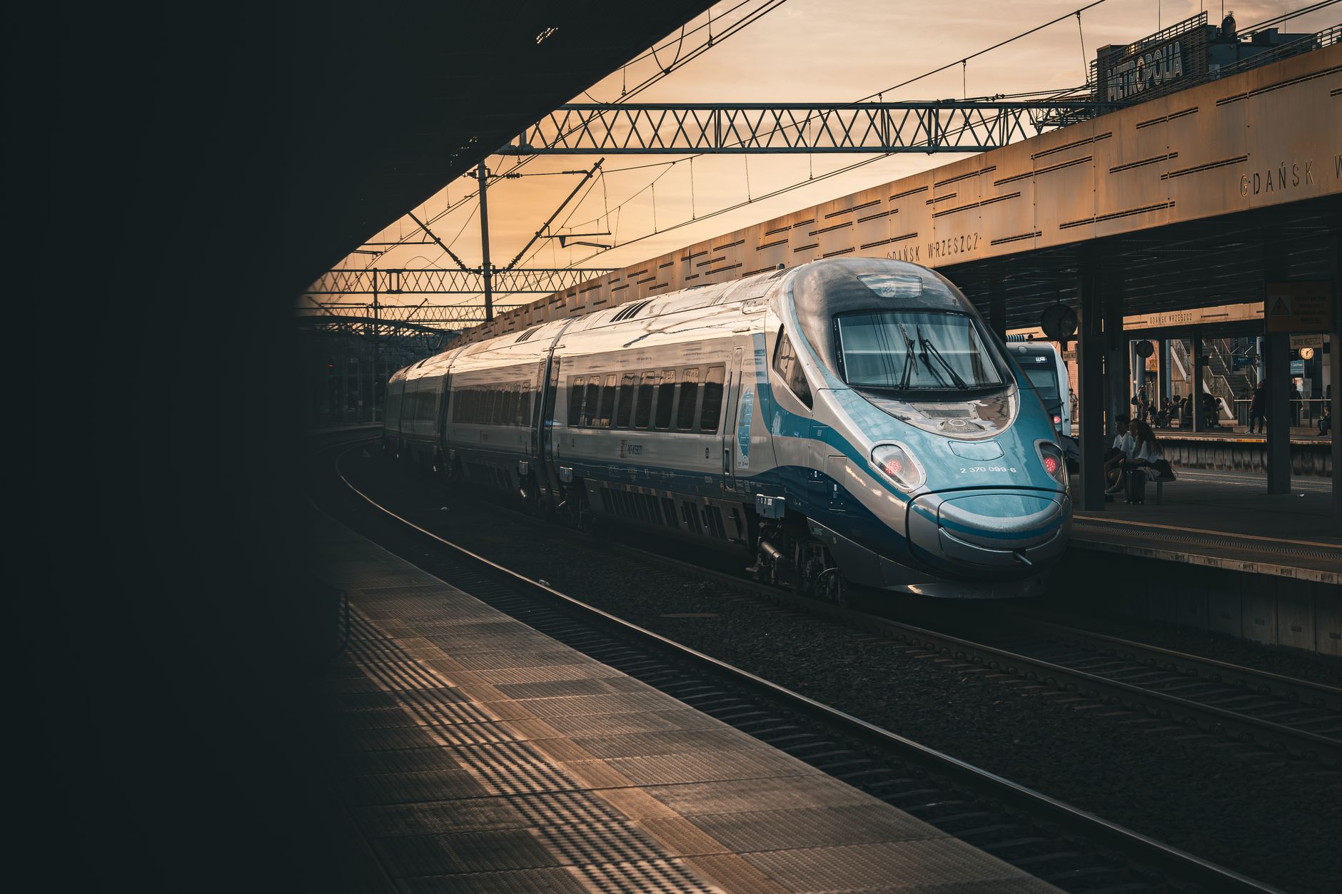 El Renacimiento Ferroviario Nocturno en Europa: Redescubrir el Continente sobre Rías