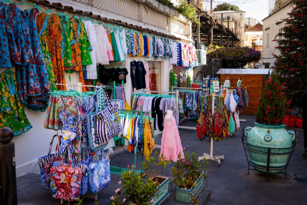 El latido de la marquetería fina: chapa, cuchilla y memoria en los obradores de Sorrento