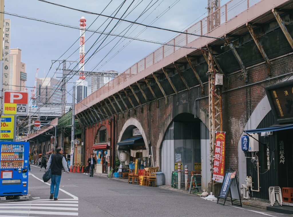 El Shinkansen Tokaido: Ingeniería, puntualidad y la columna vertebral ferroviaria de Japón