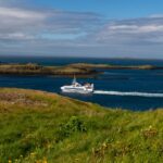 El laberinto intermodal del archipiélago de las islas Shetland: transbordadores de marea, pistas de turba y la frágil conectividad de un confín boreal
