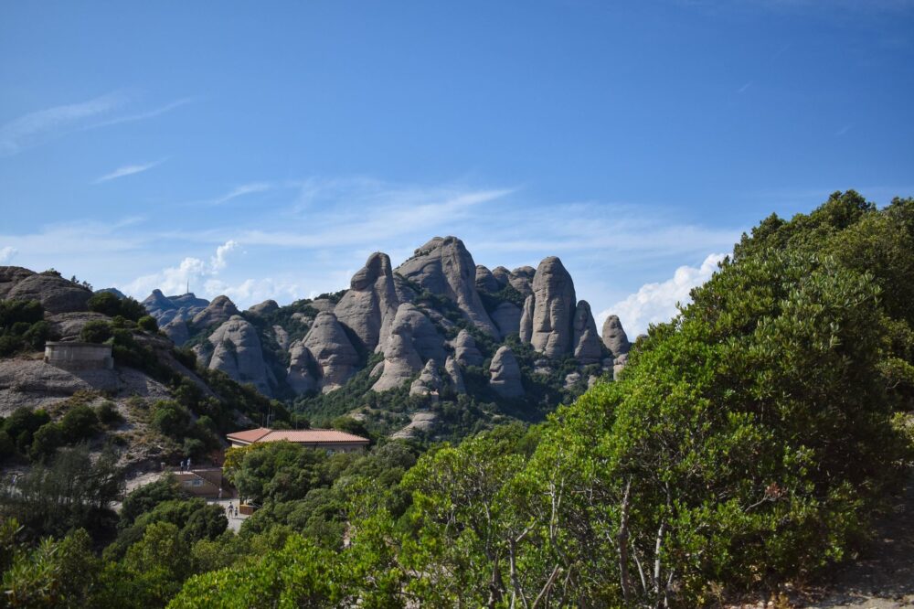 Medio siglo de pisadas: la mítica travesía Matagalls-Montserrat conmemora su gran hito