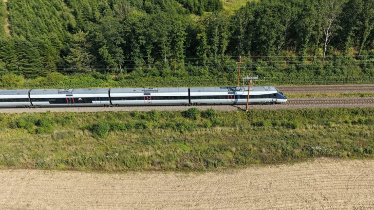 El susurro del hidrógeno en el Escudo Canadiense: la nueva era del Tren de Charlevoix