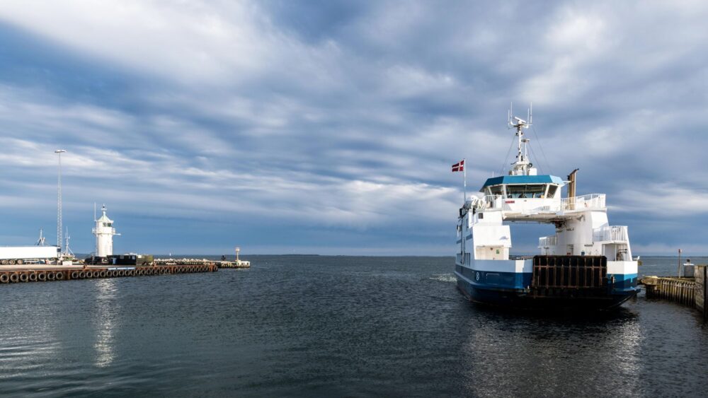 El laberinto de las penínsulas boreales: cómo la electrificación costera y las rutas náuticas lentas transforman el transporte en las islas Åland