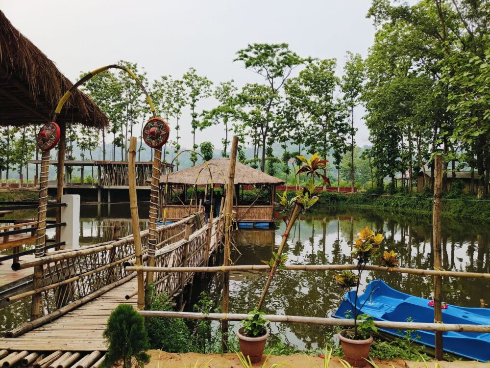El latido verde de Kanepokhari: cuando el bambú redefine el ecoturismo en el Terai de Nepal