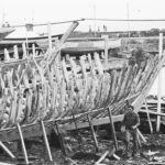 El Renacimiento de la Carpintería de Ribera: Madera, Marea y Memoria en los Astilleros de Guarnizo