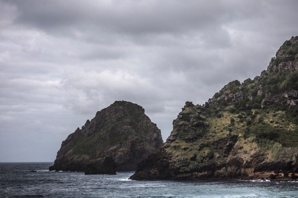 El latido de las islas de basalto: cómo el transporte de bajo impacto y las redes comunitarias transforman la movilidad en las Azores