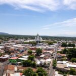 El mapa invisible de las ciudades: cómo descifrar el pulso local sin caer en los tópicos del viajero