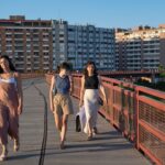 Los pantalones de viaje más cómodos que no son chándales ni mallas
