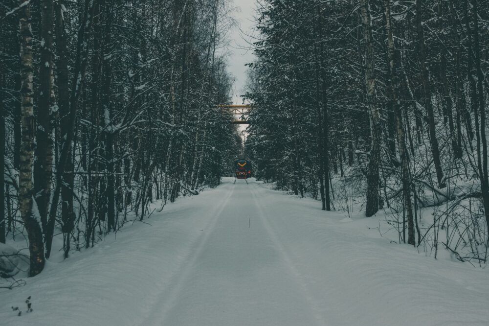 El Renacimiento de la Ruta Transiberiana: Estrategias, Conectividad y el Desafío del Viaje por Raíz Euroasiática