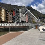 El pentagrama de hierro de los Pirineos: Ingeniería de cremallera y la conectividad alpina en el valle de Nuria