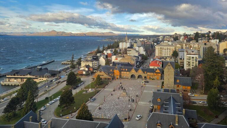 El pulso invisible de Bariloche: 30 millones de dólares y el turismo colaborativo que redefine la Patagonia