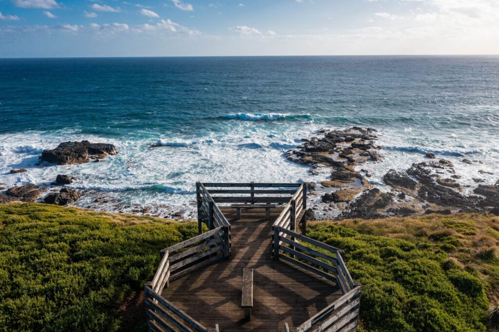 La ingeniería de la memoria: Logística, asfalto y el desafío oceánico de la Great Ocean Road