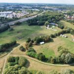 El renacimiento verde de Oldham: De las cenizas industriales al mayor parque ecológico urbano del Reino Unido