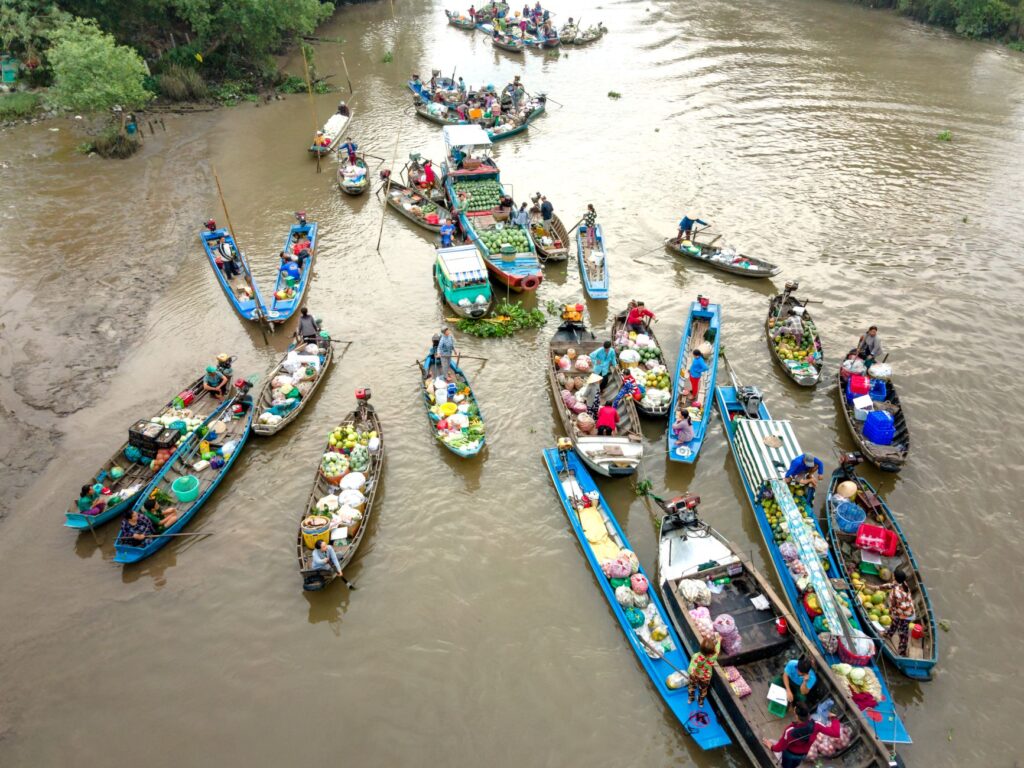 El Expreso del Mekong: Ingeniería fluvial, logística de esclusas y la conectividad transfronteriza entre Laos y Tailandia