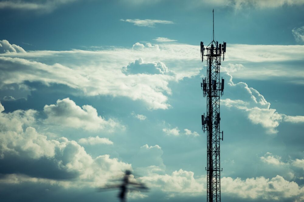 El colapso silencioso del cielo estadounidense: Radiografía de una red al límite