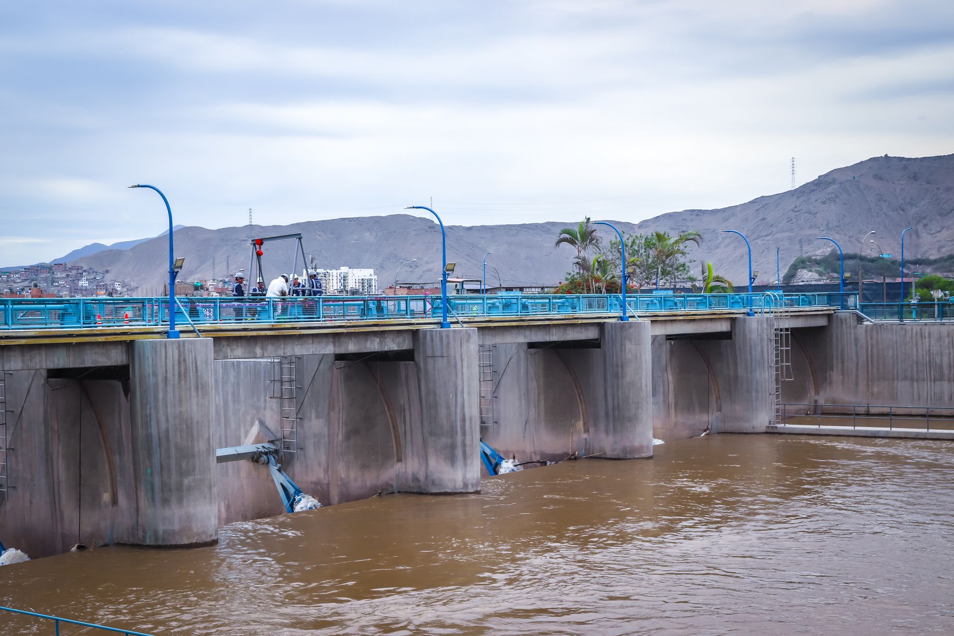 El Ferrocarril Central del Perú: Ingeniería de abismos, logística andina y la conectividad ferroviaria hacia el corazón minero