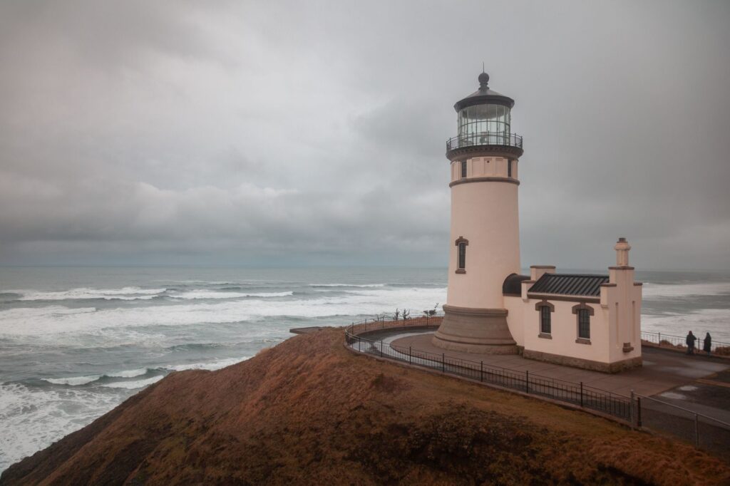 La Travesía del Sendero Costero de Cape Wrath en Escocia: Guía de Expedición y Senderismo por los Acantilados Salvajes del Atlántico Norte