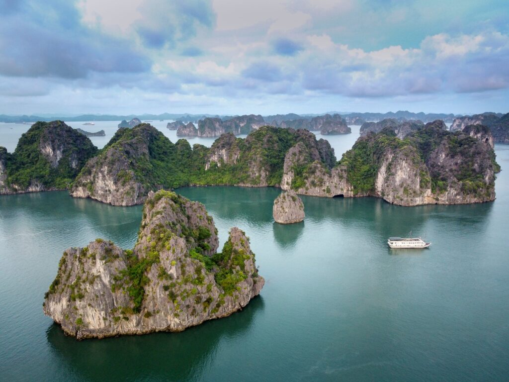 La revolución digital del turismo en Vietnam: MoMo y Saigontourist entrelazan pago móvil e itinerarios internacionales
