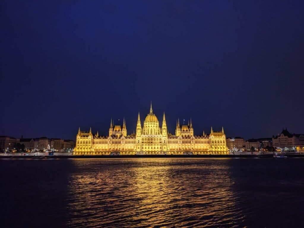 El pulso otoñal del viajero español: Budapest y Nueva York en la encrucijada de las nuevas preferencias globales