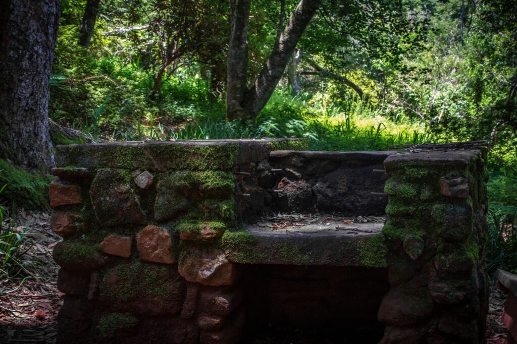 Los infiernos de Loja, el edén granadino tallado en piedra