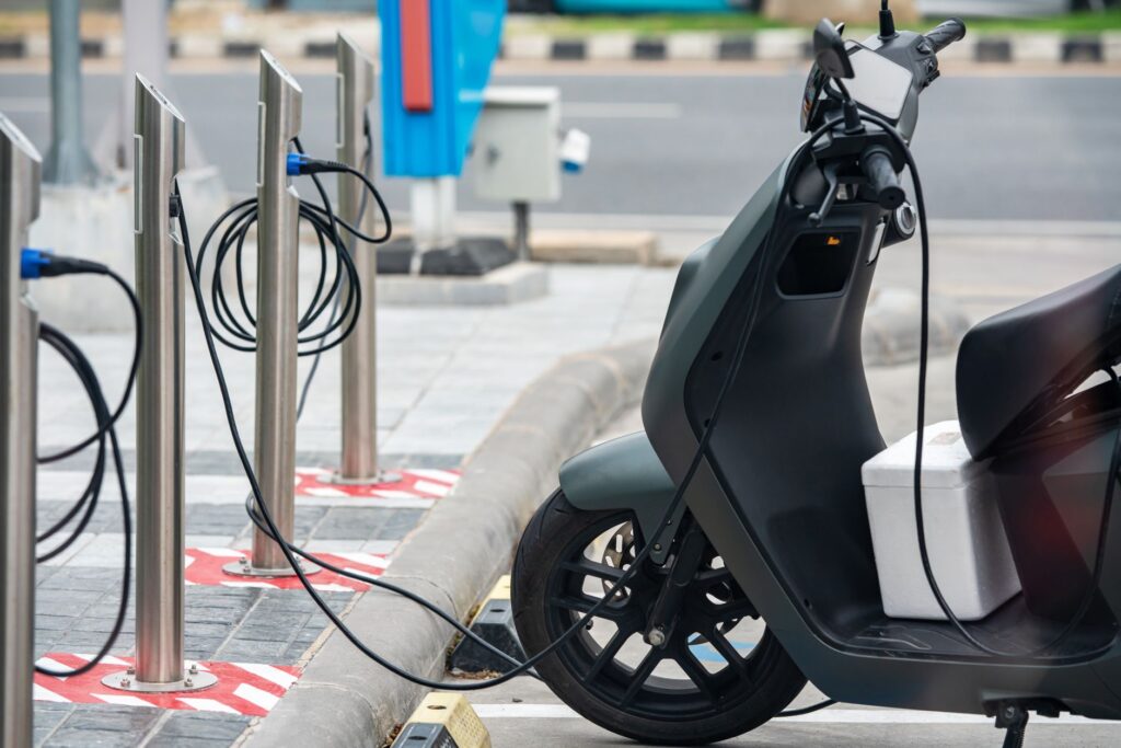 El archipiélago de la red oculta: cómo el transporte multimodal sostenible redefine la conectividad en las islas Hébridas Exteriores