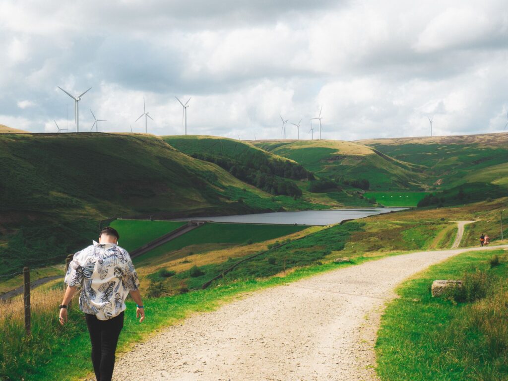 El renacimiento verde de Oldham: De las cenizas industriales al mayor parque ecológico urbano del Reino Unido