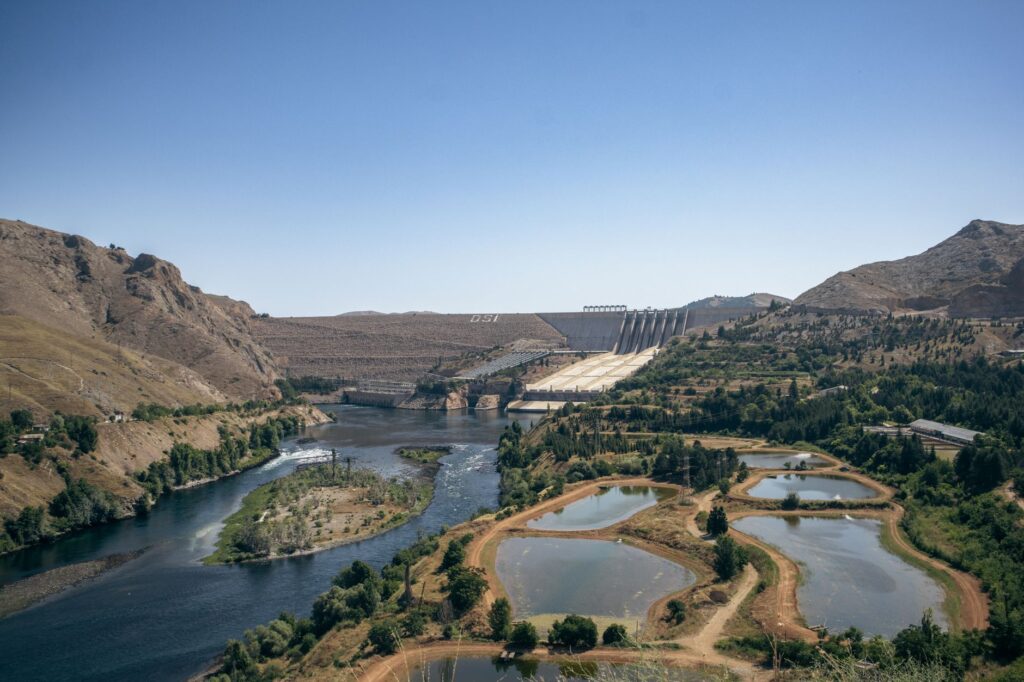 El latido meridional de la región de Murcia: Canales de riego, norias históricas y la conectividad fluvial del Segura