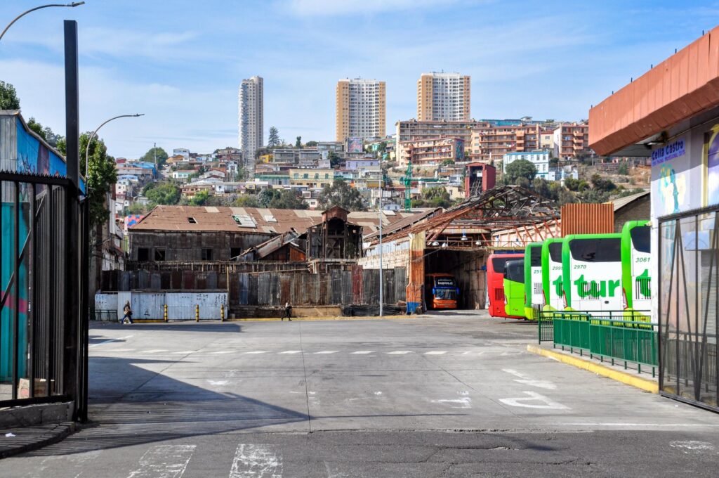 El laberinto patrimonial: los retos de Valparaíso en el Día Mundial del Turismo