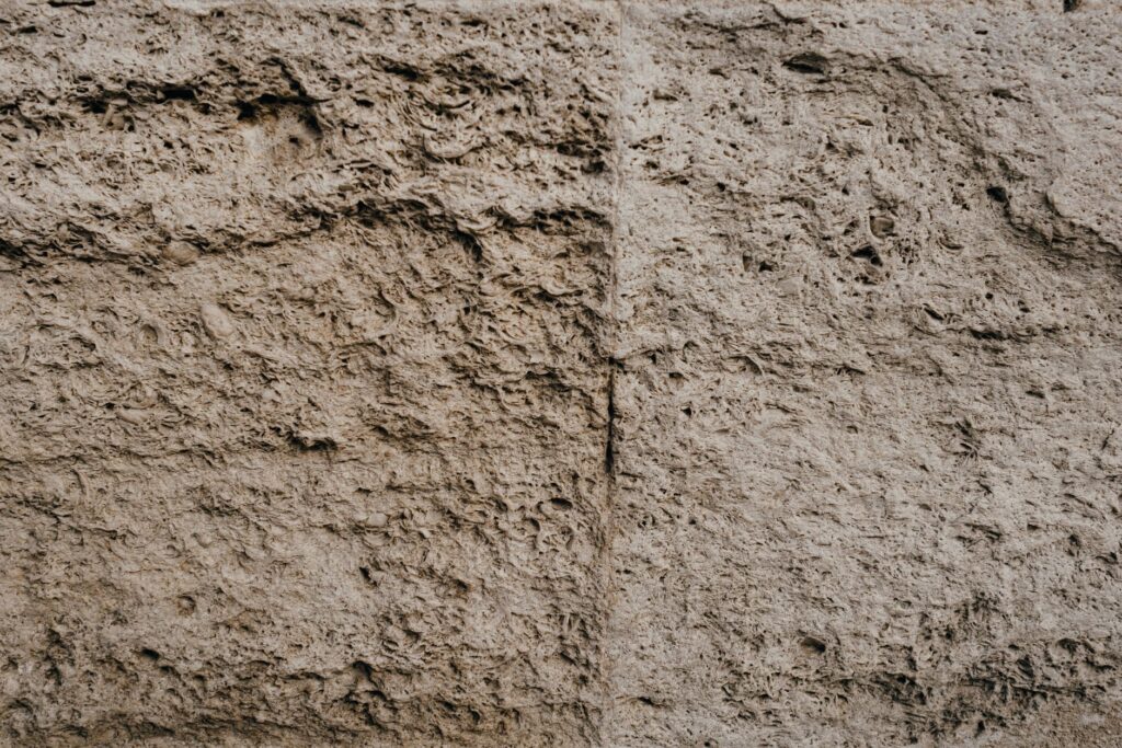 El Renacimiento de la Litografía en Piedra: Materialidad, Tinta y Memoria Gráfica en los Talleres de París