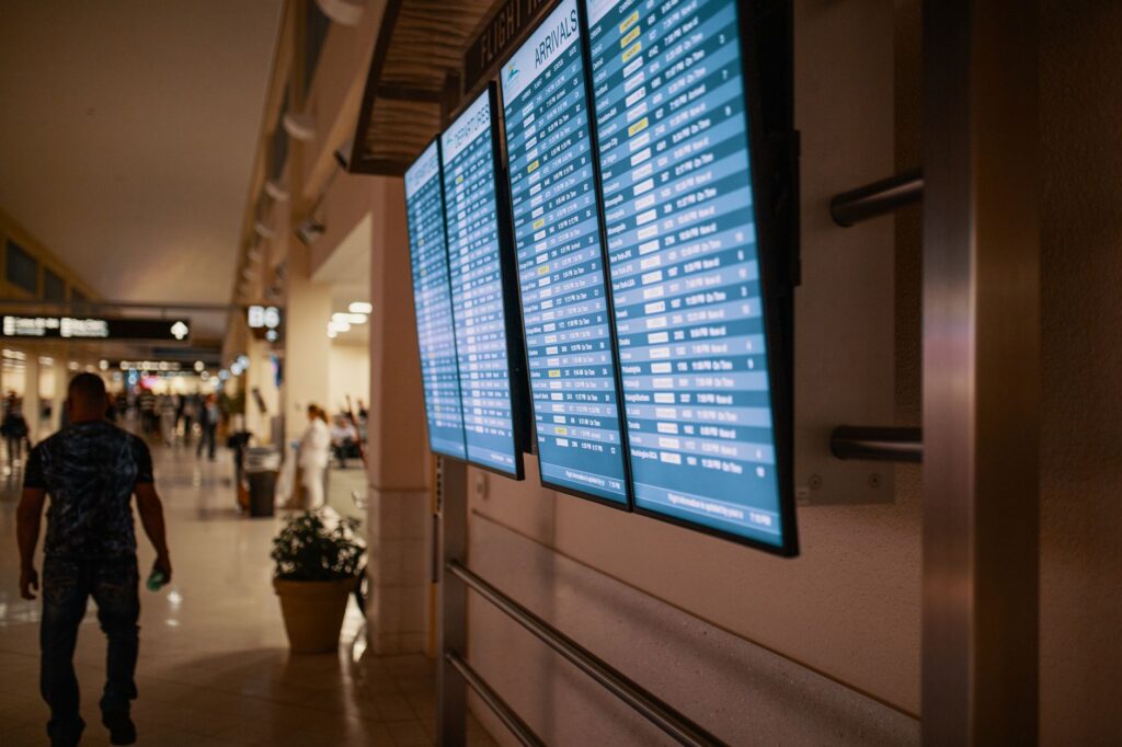 El laberinto de las cancelaciones: por qué la solución automática de tu aerolínea no siempre es la mejor