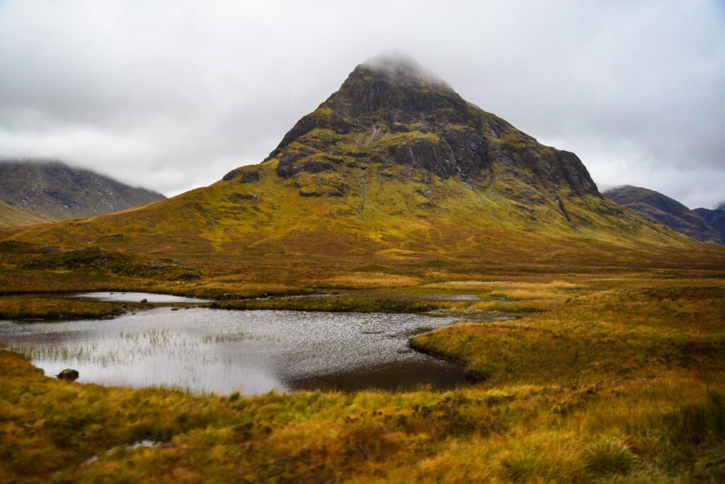 La Travesía del Sentero de Cape Wrath en Escocia: Guía de Expedición y Senderismo por los Páramos Desolados de las Tierras Altas del Noroeste