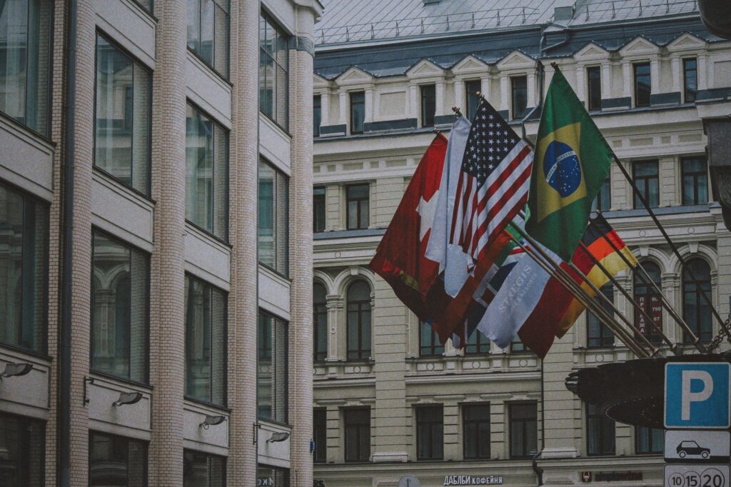 Estrategias legítimas para adelantar la cita de la visa americana y protegerse contra fraudes consulados