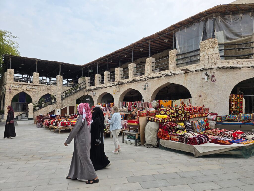 Alianza estratégica en el Arabian Travel Market: el impulso cultural y turístico de Ajman