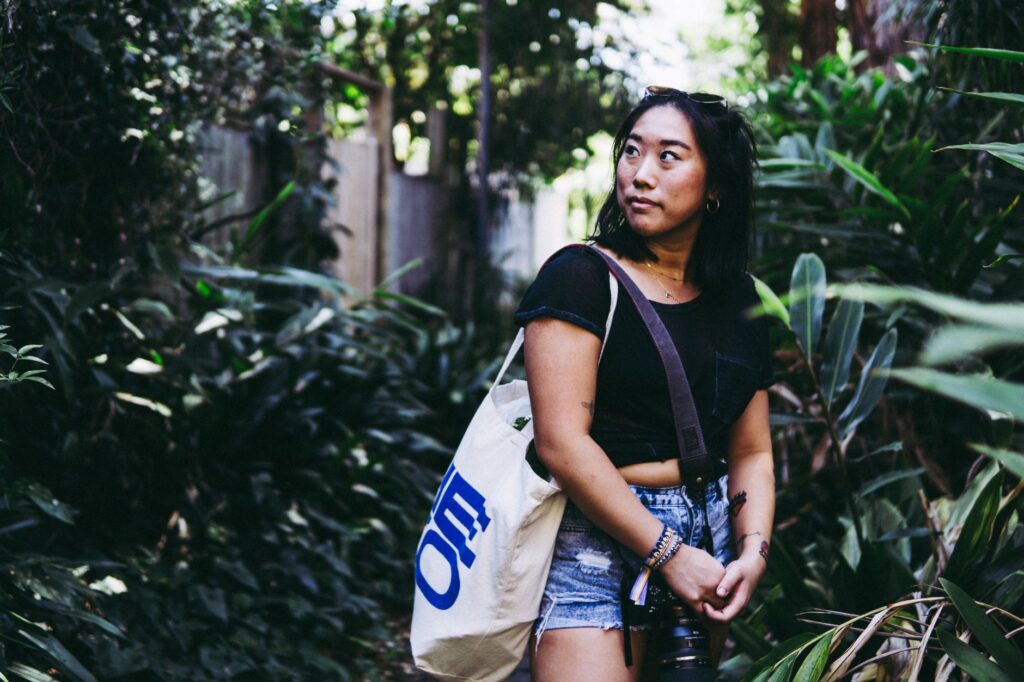 El auge de la tote bag: la compañera definitiva de los viajeros contemporáneos