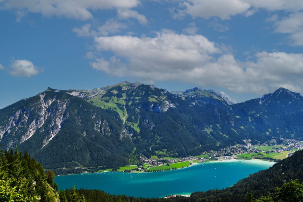 Un verano en Wolfgangsee: aguas cristalinas y pueblos de cuento en el lago más bonito de Austria
