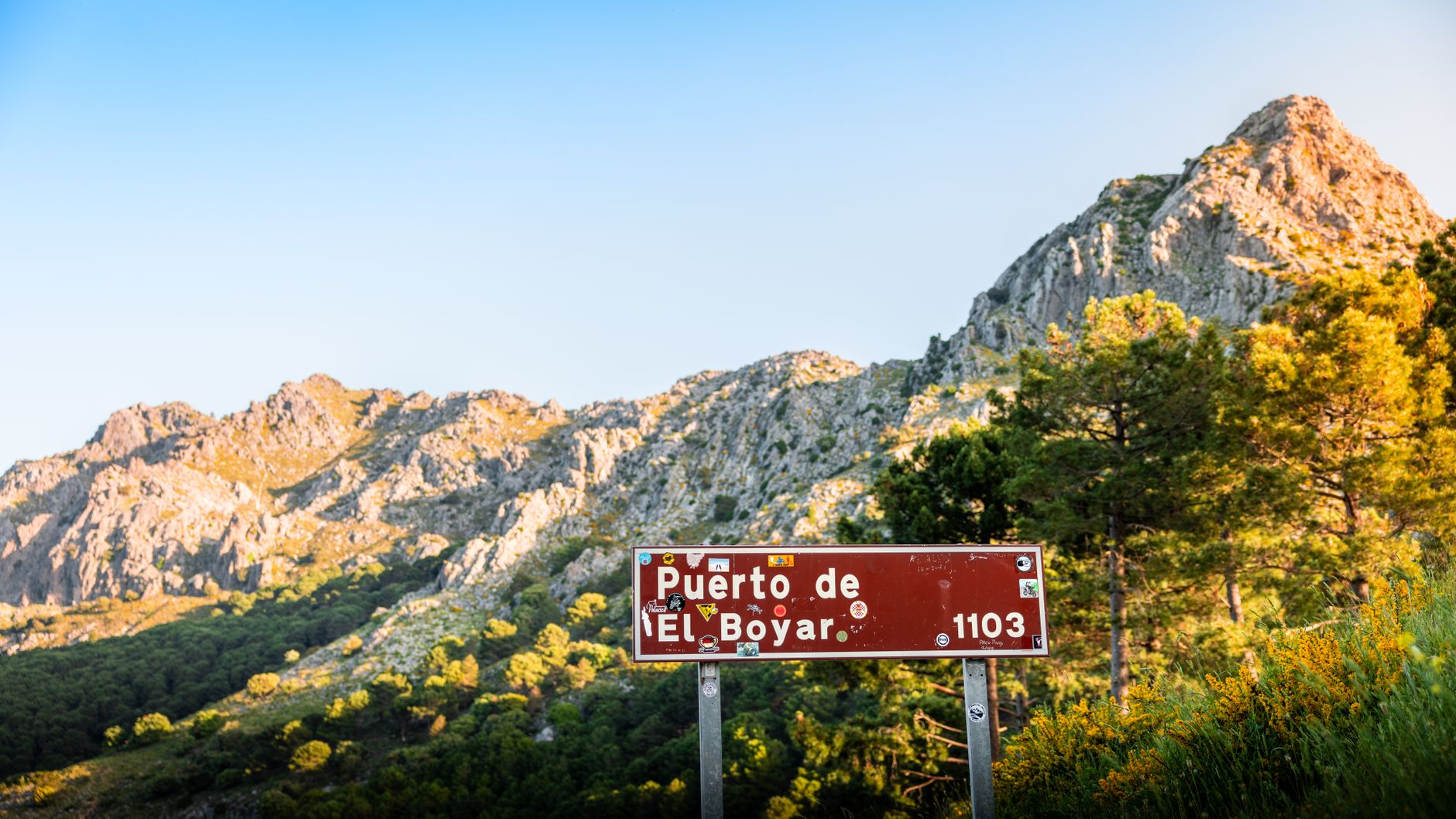 Más allá de las cumbres prohibidas: cómo el turismo de naturaleza en los montes Zagros desafía el aislamiento