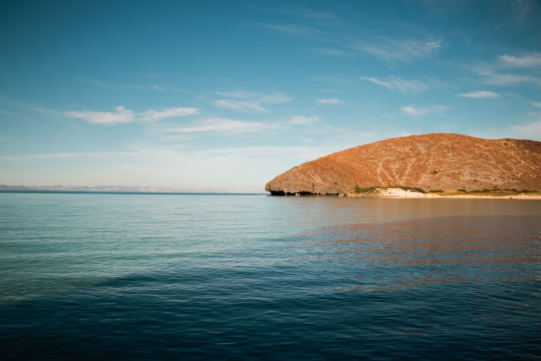 El refugio de la vaquita marina en el Alto Golfo de California: oceanografía, redes de enmalle y conservación en las aguas de Baja California